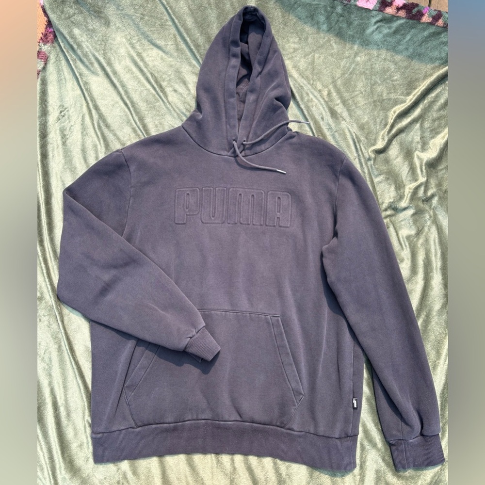 PUMA Black Pull Over Hoodie Medium